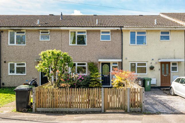 3 bed property, in Cambridge Drive, £300,000