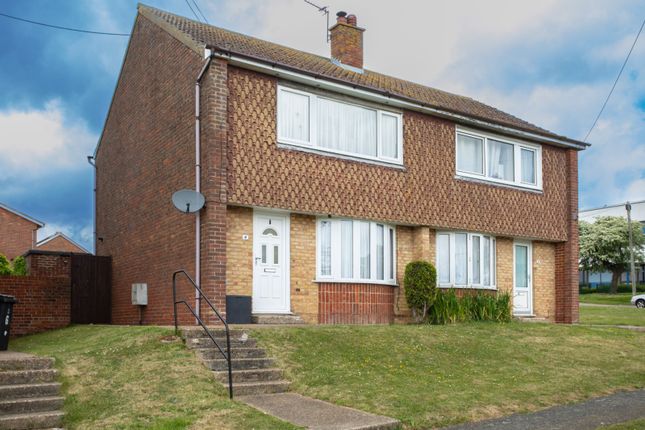 3 bed property, in Rokesley Road, £270,000