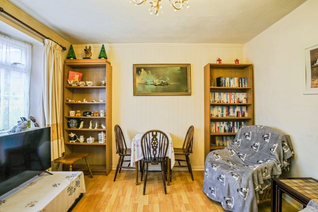 3 bed property, in Alma Place, £365,000