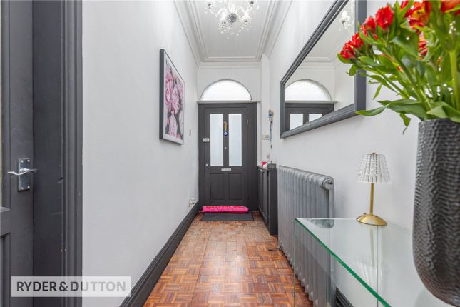 2 bed property, in Ashton Road East, £220,000