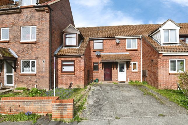 3 bed property, in Berkley Close, £279,950