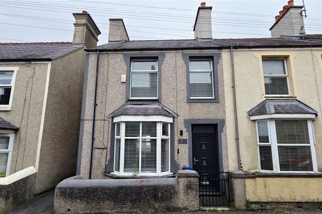 3 bed property, in Ucheldre Avenue, £140,000
