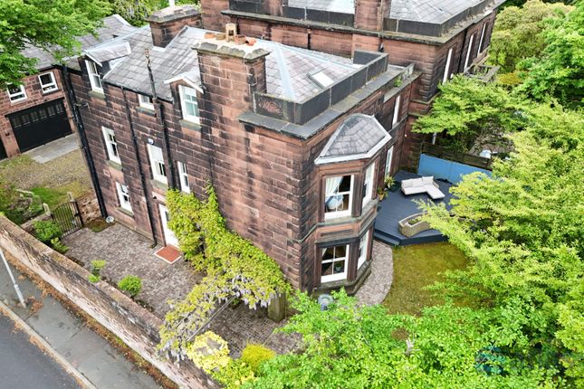 8 bed property, in Beaconsfield Road, £900,000