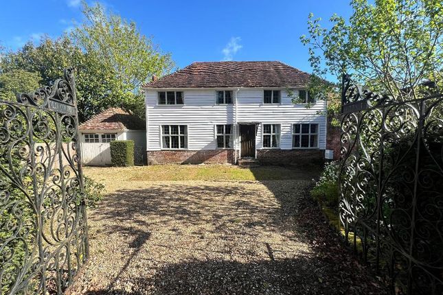 3 bed property, in High Street, £795,000