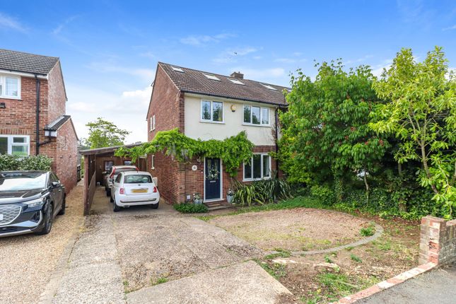 4 bed property, in Toms Lane, £725,000