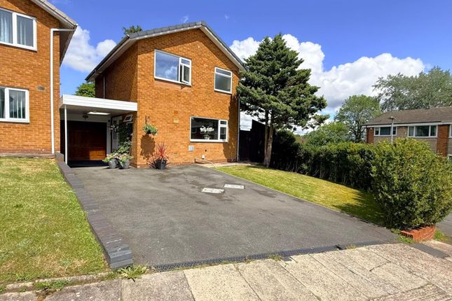 3 bed property, in Southcote Grove, £365,000