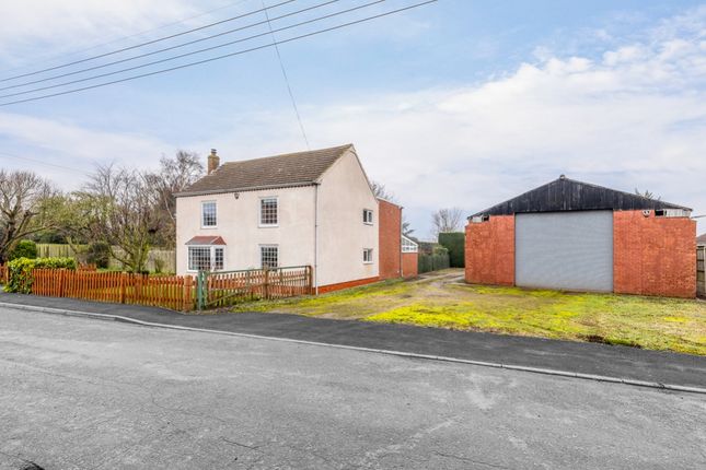 4 bed property, in North Kyme, £425,000