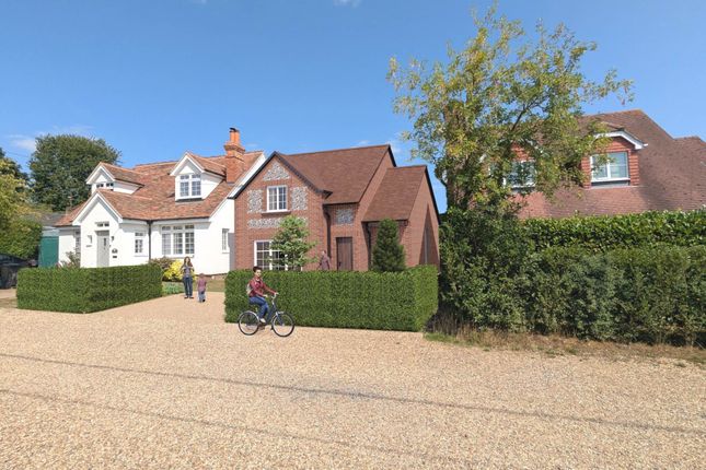 3 bed property, in Rosebery Road, £355,000