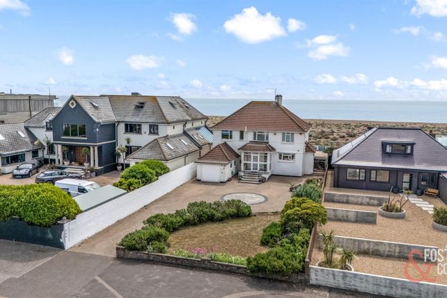 4 bed property, in Old Fort Road, £1,650,000