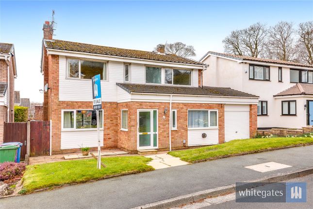 4 bed property, in Hillview Gardens, £530,000