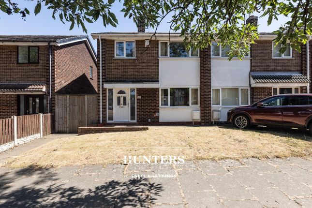 3 bed property, in Thornhill Road, £150,000