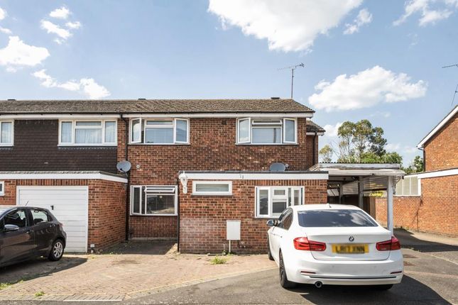 6 bed property, in Chaucer Drive, £550,000