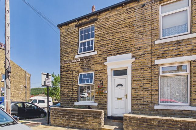 2 bed property, in Cheltenham Place, £170,000