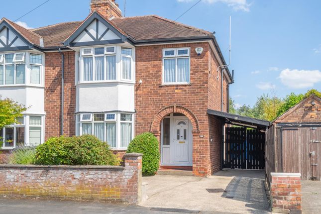 3 bed property, in Malvern Avenue, £465,000