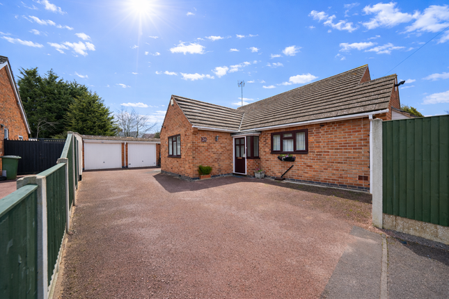 2 bed property, in Percy Street, £350,000