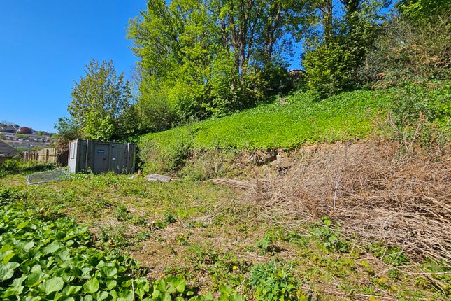 Land, in Flaxmoor Terrace, £68,000