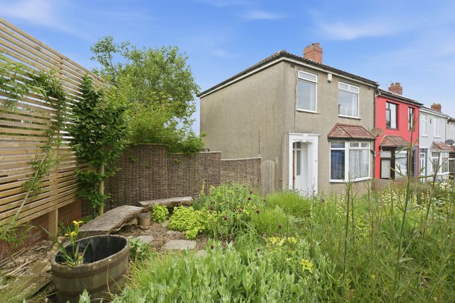 3 bed property, in Cecil Avenue, £399,950