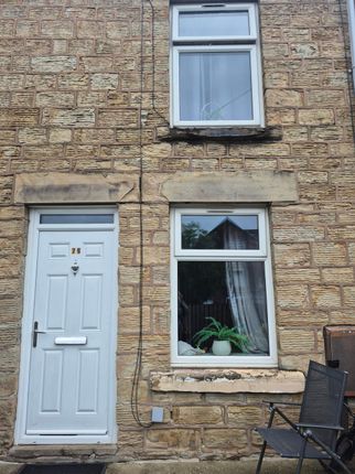 2 bed property, in High Street, £85,000