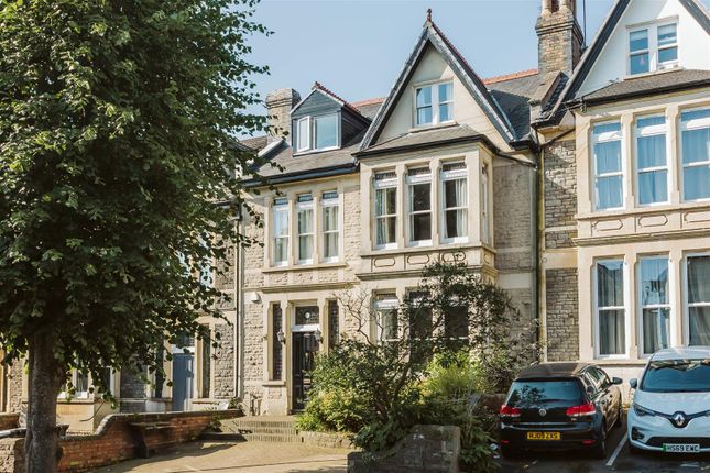 6 bed property, in Linden Road, £1,150,000