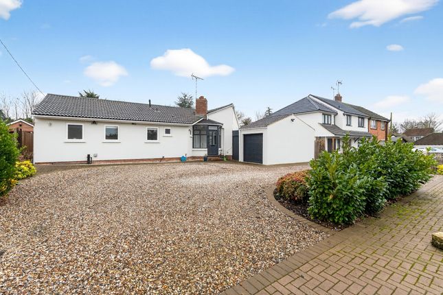 2 bed property, in Fen Lane, £800,000
