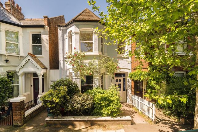 4 bed property, in Thorney Hedge Road, £1,350,000