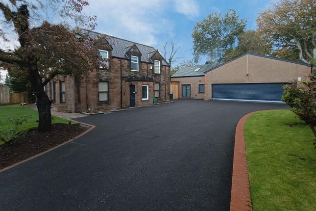 5 bed property, in Glebe Street, £520,000