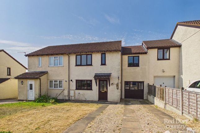 4 bed property, in Wedlakes, £275,000