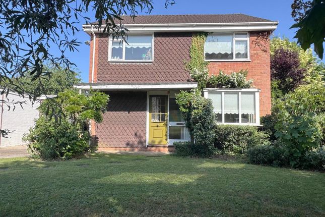 4 bed property, in Andover Road, £575,000