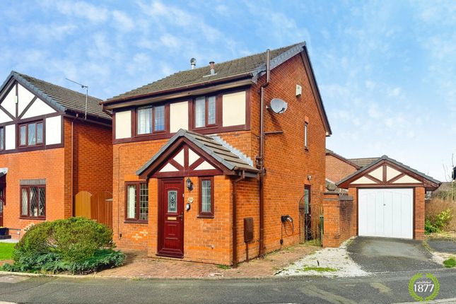 3 bed property, in Willow Park, £235,000