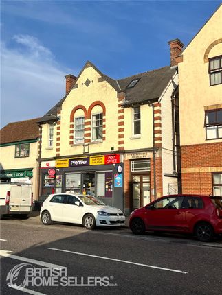 1 bed property, in Whitehorse Street, £160,000