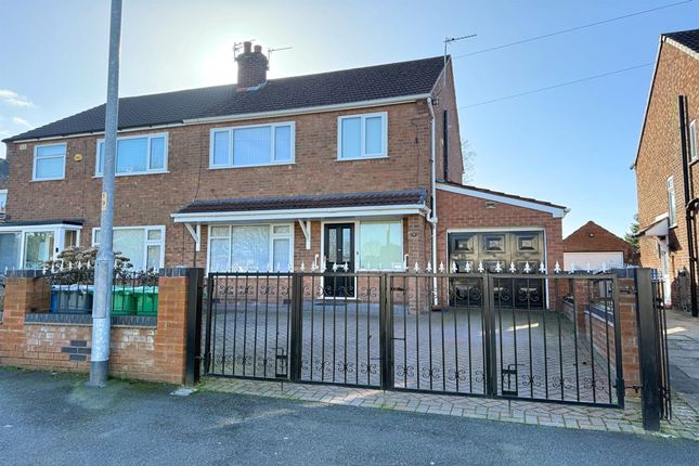 3 bed property, in Cranleigh Drive, £500,000