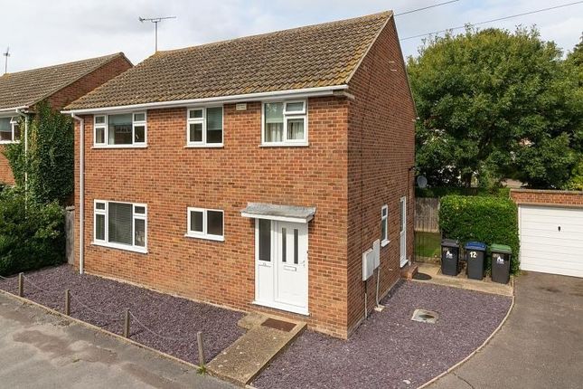4 bed property, in Whitehall Road, £550,000
