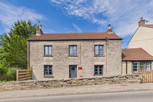 4 bed property, in Picts Hill, £359,950