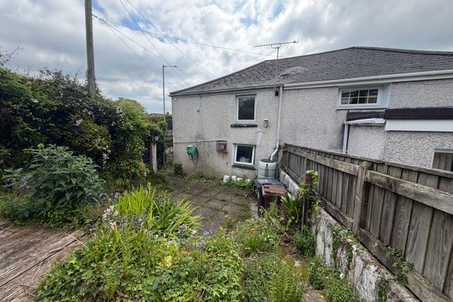 2 bed property, in Bethel Road, £160,000