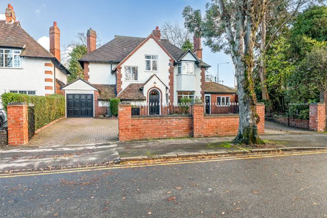 5 bed property, in The Crescent, £1,000,000