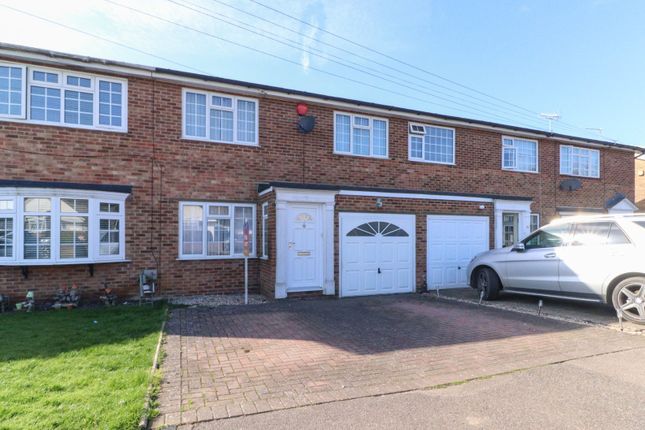 3 bed property, in St. Crispins Road, £295,000
