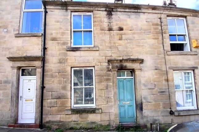 2 bed property, in 40 South Street, £20,000
