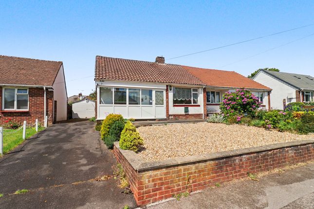 2 bed property, in Sandy Lane, £325,000