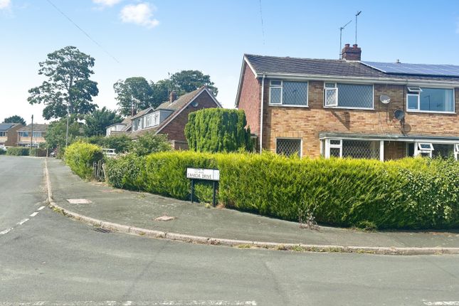 3 bed property, in Canada Drive, £225,000