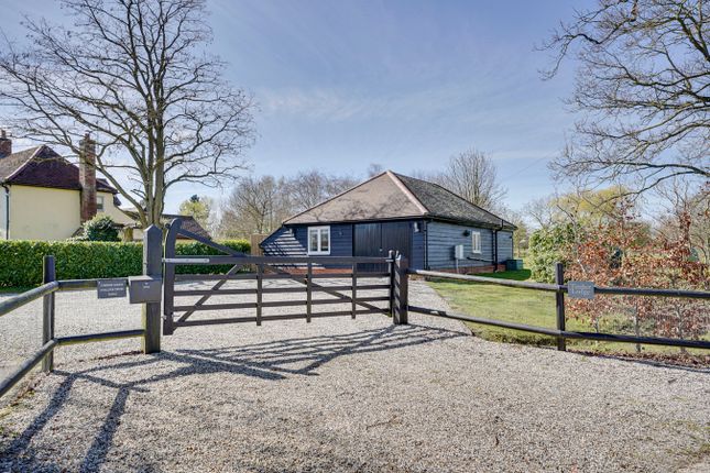 2 bed property, in Newmans End, £550,000