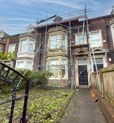 1 bed property, in Apt 2. Park Road, £20,000