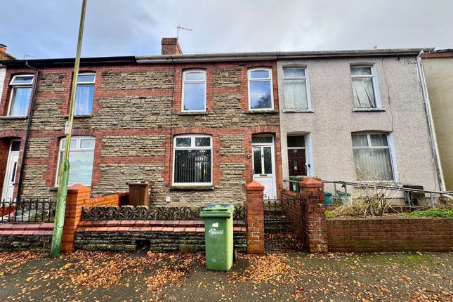 4 bed property, in Islwyn Terrace, £160,000