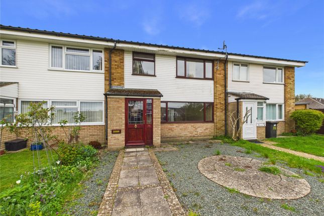 3 bed property, in Broom Knoll, £230,000