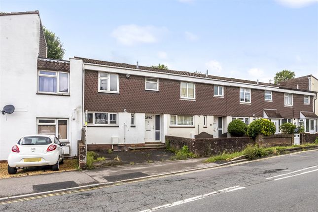 3 bed property, in Carden Avenue, £350,000