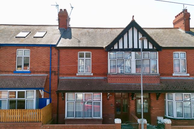 4 bed property, in Palace Avenue, £165,000