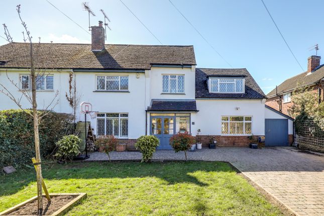 4 bed property, in St. Johns Road, £795,000