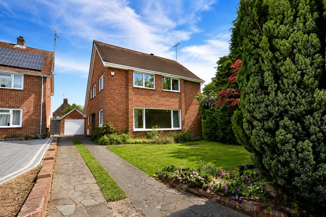 5 bed property, in Baddow Road, £700,000