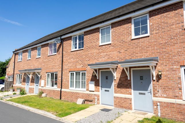 3 bed property, in Weyland Road, £240,000