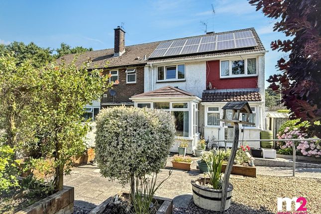 3 bed property, in Chelmer Close, £165,000