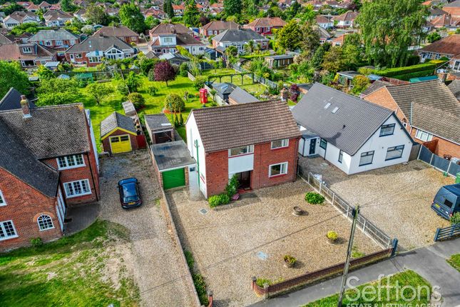 3 bed property, in St. Williams Way, £400,000